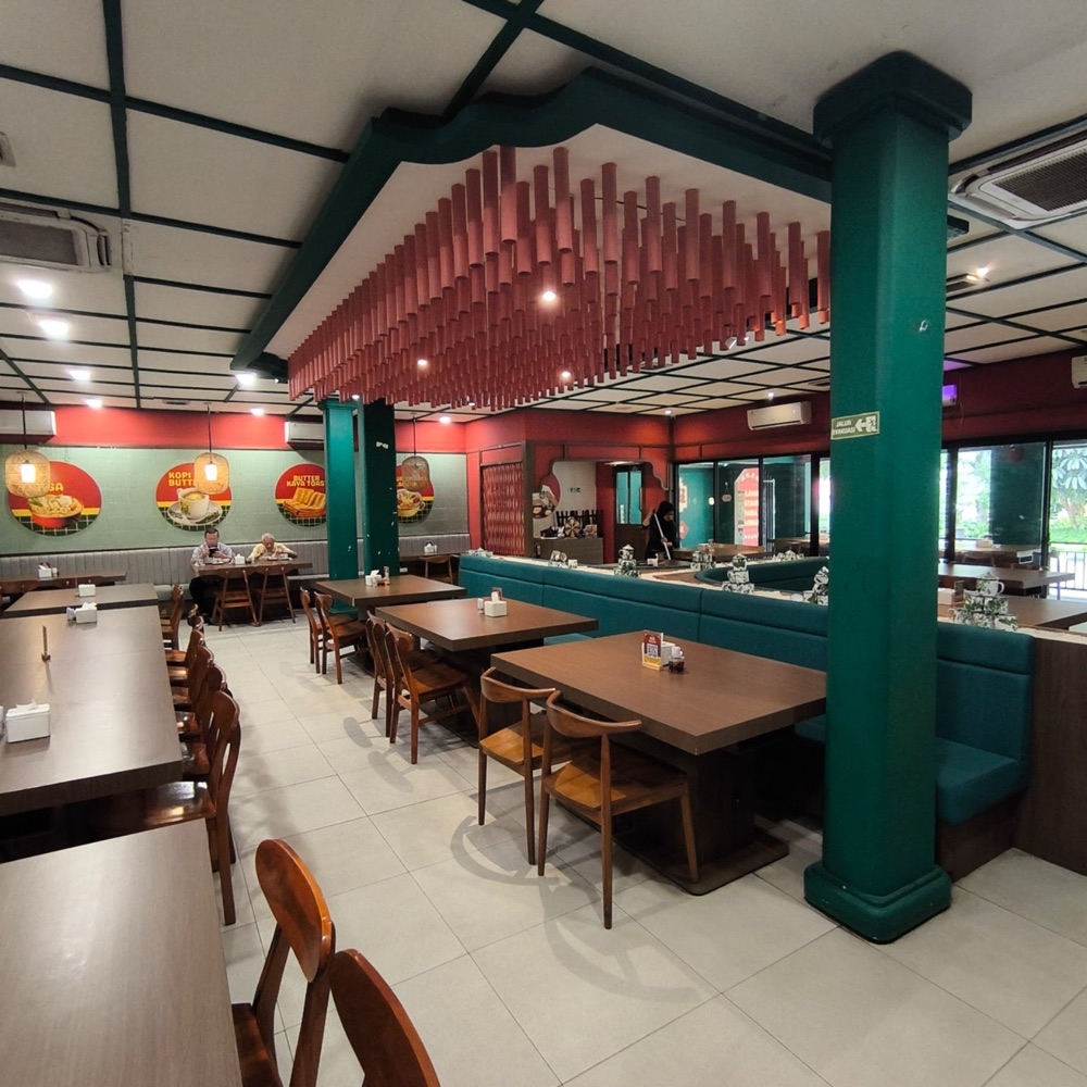 Laoban Kopitiam SCBD — indoor dining room